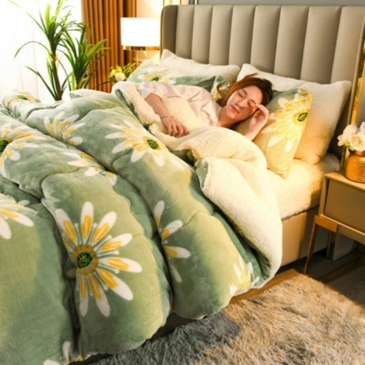 Ultra-Warm Thickened Flannel Winter Comforter