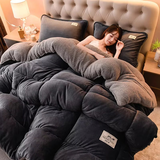 Ultra-Thick Dual-Sided Winter Cloud Comforter