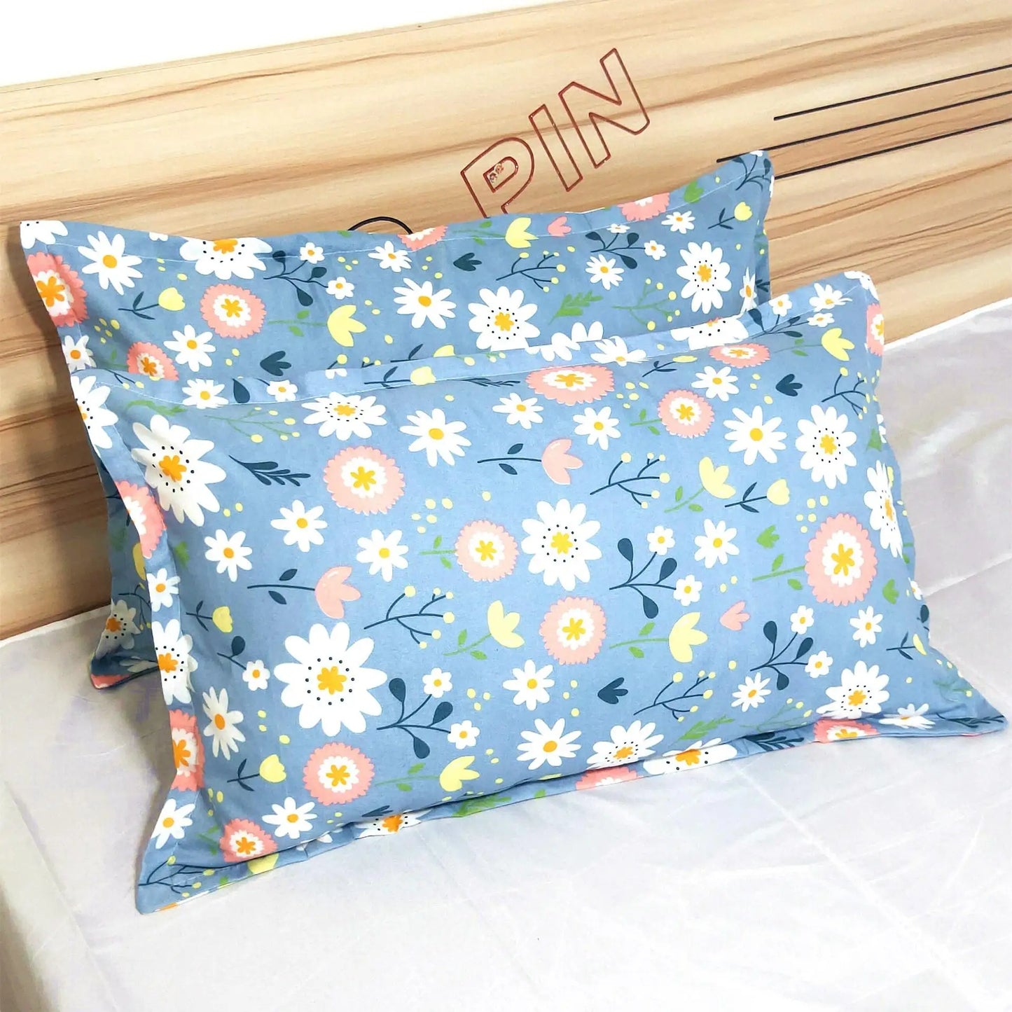 Soft Floral Non-Toxic Accent Pillowcase
