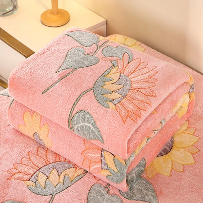 Vintage Floral Plush Fleece Throw