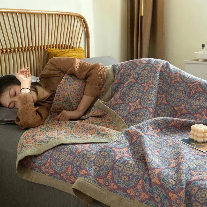 Triple-Layered Breathable Cotton Jacquard Quilt
