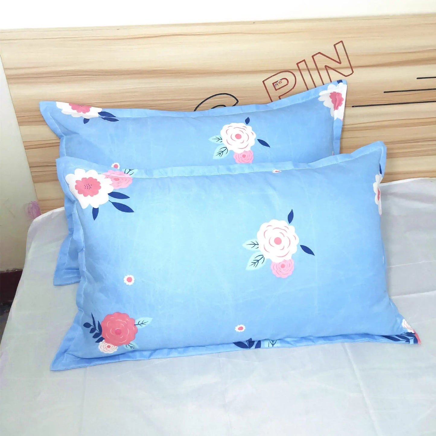 Soft Floral Non-Toxic Accent Pillowcase