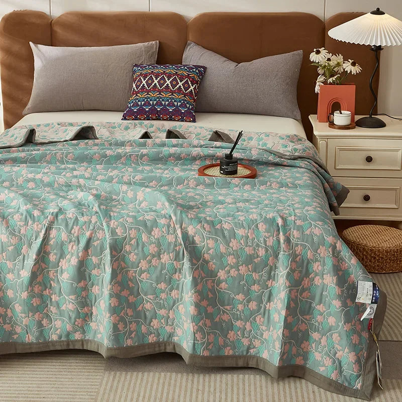 Triple-Layered Breathable Cotton Jacquard Quilt